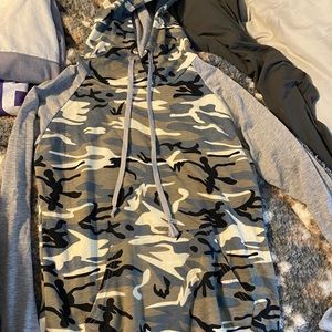 camo sweatshirt with gray sleeves